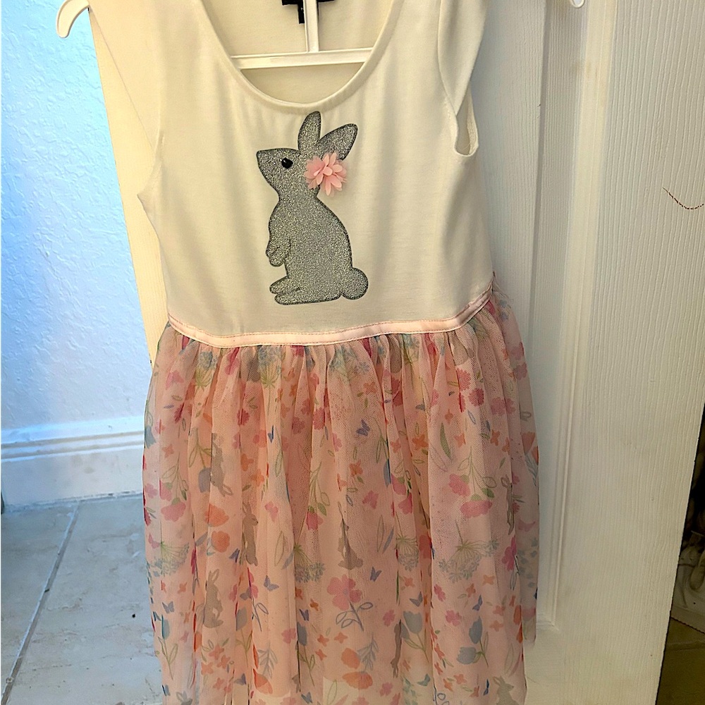 Cute little girl dresses & two piece style like new (see pics) bargain price !